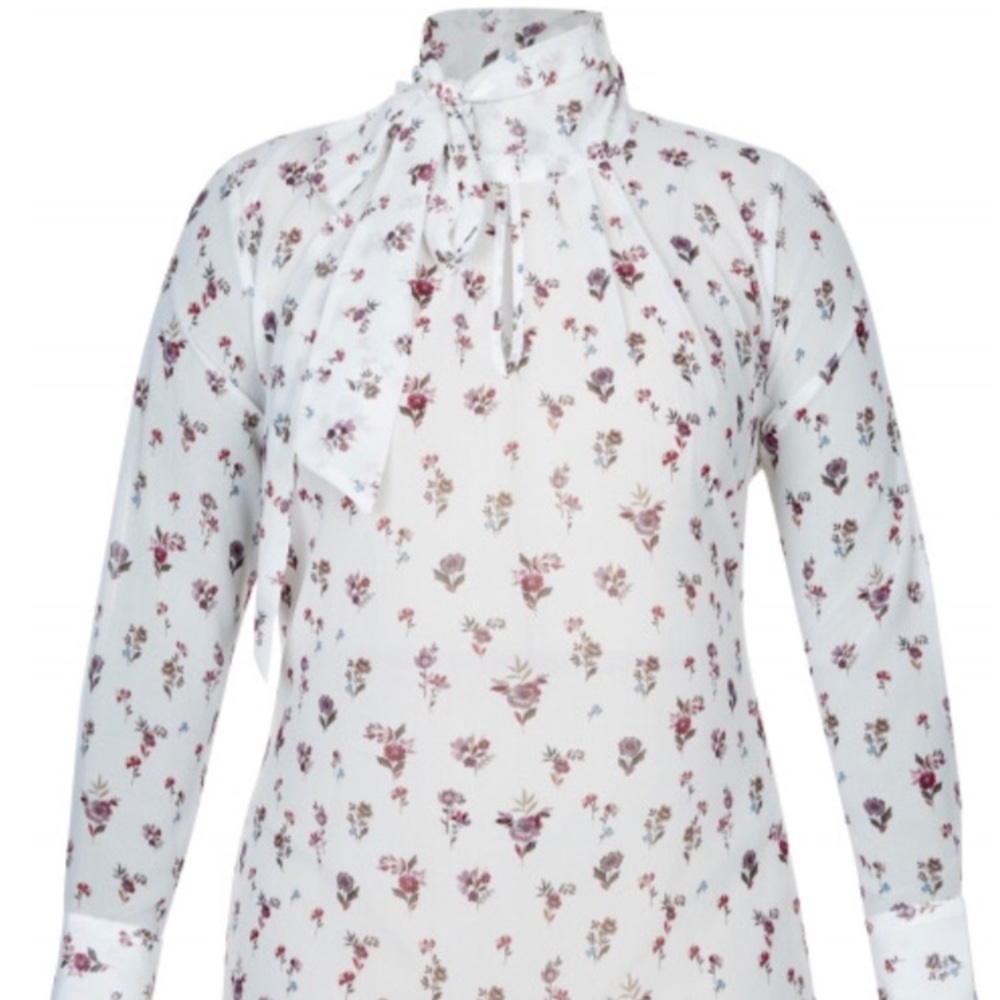Beautiful long sleeve blouse